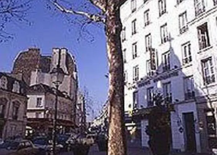 Regyn's Montmartre Hotel 2*