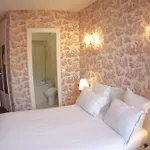 Regyn's Montmartre Szálloda 2*