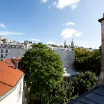 Regyn's Montmartre Szálloda