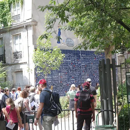 Regyn's Montmartre 2* Paříž