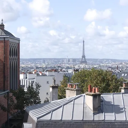 Regyn's Montmartre