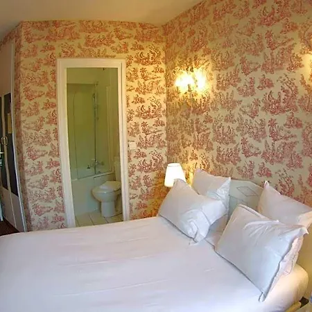 Regyn's Montmartre 2*