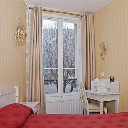 Regyn's Montmartre Paříž