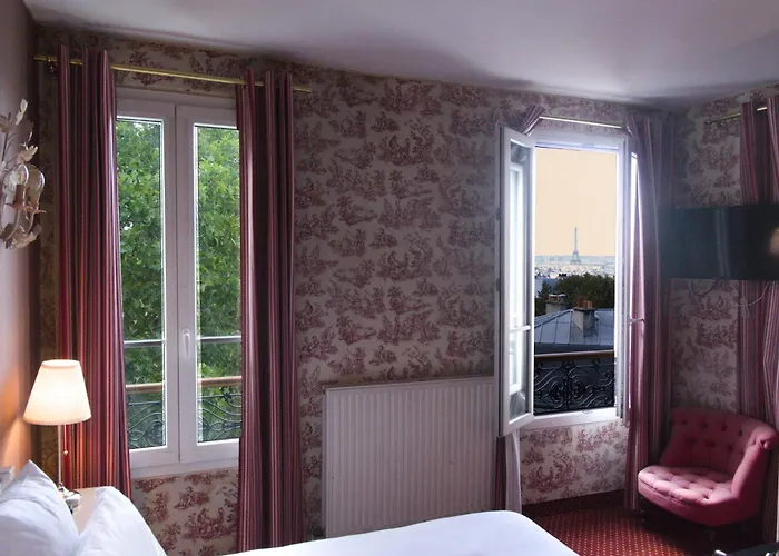 Regyn's Montmartre Paris