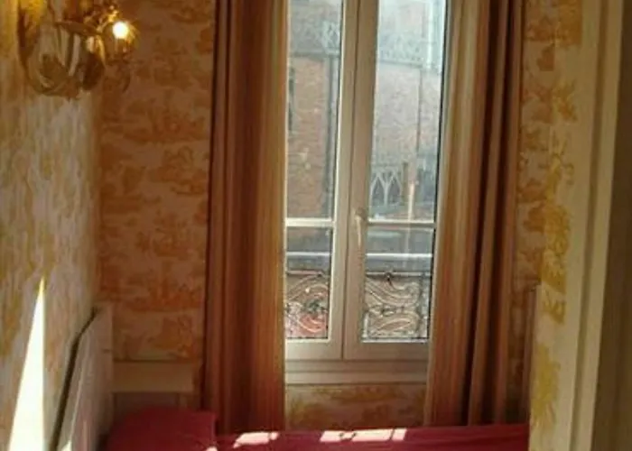 Regyn's Montmartre Hotel Paris